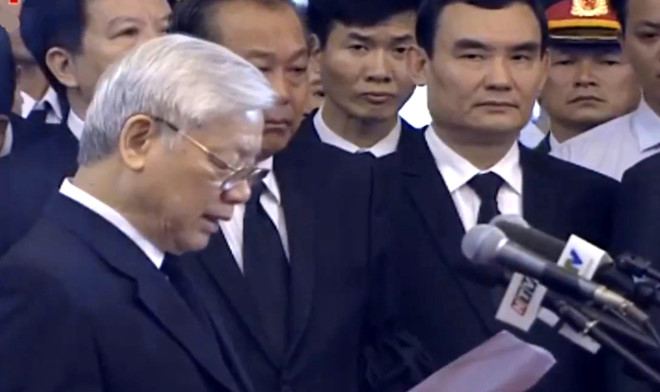 Ông Sáu Khải vào lòng đất mẹ Củ Chi Ông Sáu Khải vào lòng đất mẹ Củ Chi